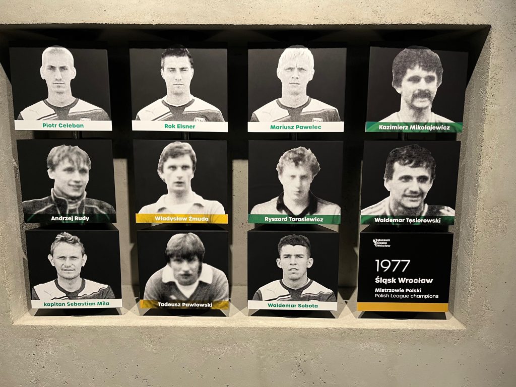 „Obrotowe klocki” – detale modułów (ujęcie 2)