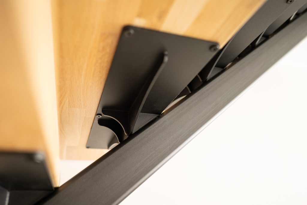 Schody – detal mocowania