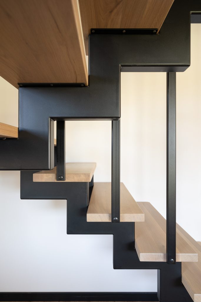 Schody – detal złączeń i profili